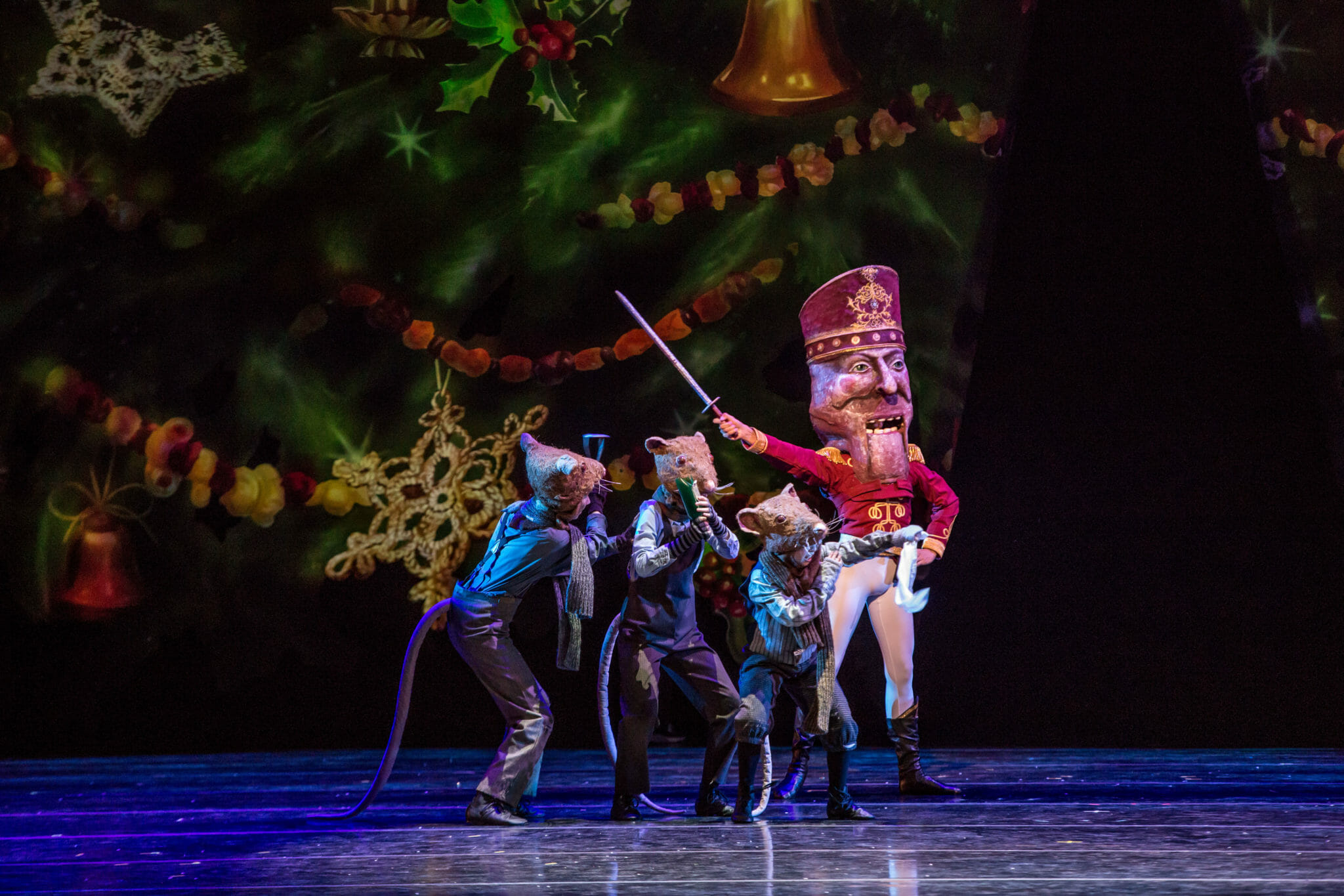 Joffrey Ballet's THE NUTCRACKER Review - A New Chicago Classic