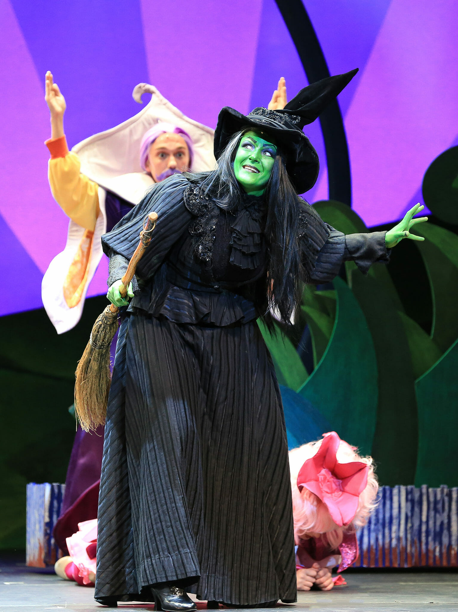 Chicago Theater hosts Madison Square Garden's WIZARD OF OZ Preview