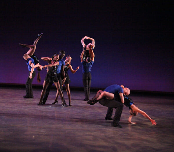 Giordano Dance Chicago LIVE IN THE MOMENTUM Review