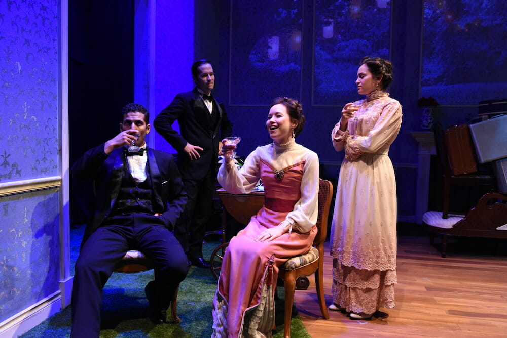 Remy Bumppo Theatre Company Howards End Review – Classic