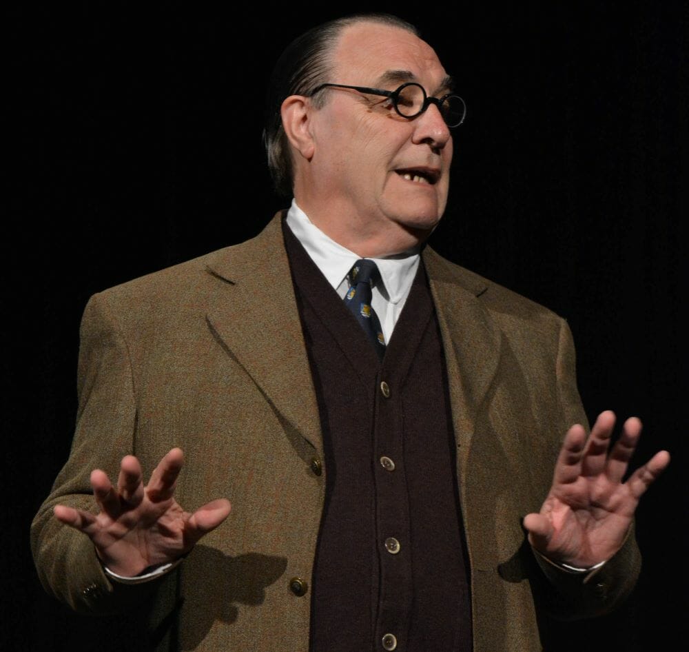 Broadway In Chicago Presents An Evening With C.s. Lewis Review