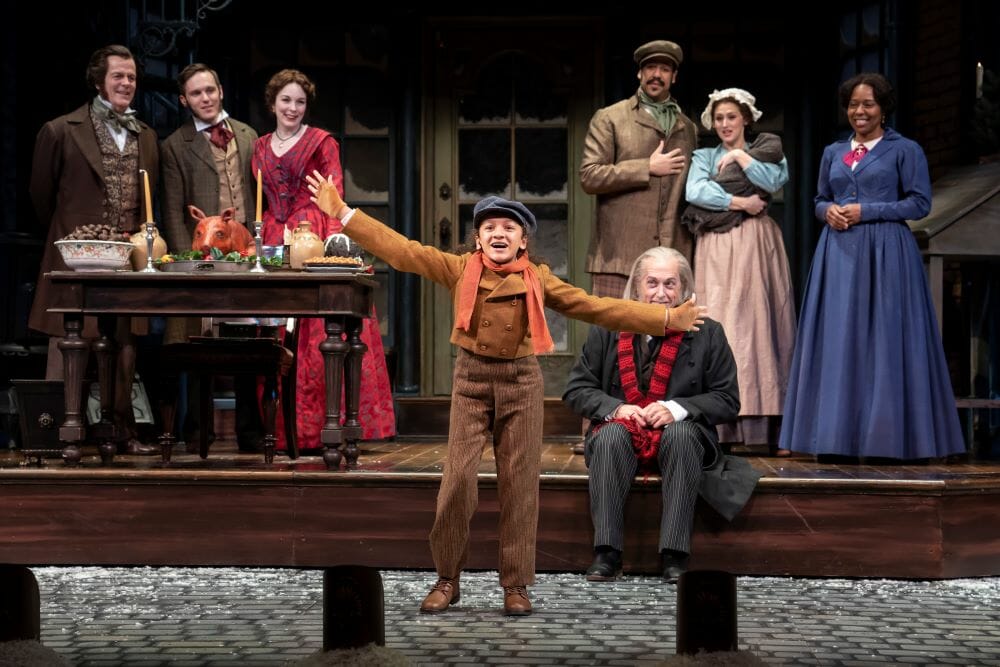 Goodman Theatre A CHRISTMAS CAROL Review